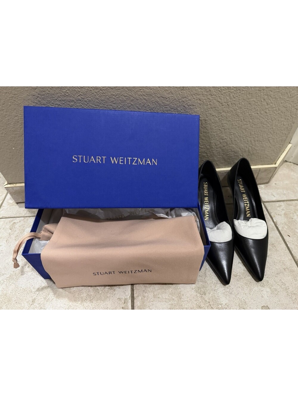 Stuart Weitzman Womens Black Heels